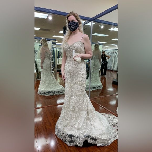 Allure bridal c288 - ivory bridal size 10 (fits like a 4-8) - Picture 1 of 5